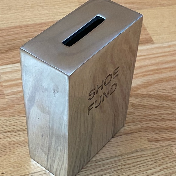 Shoe Fund Bank - Picture 3 of 3